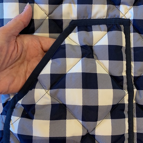 J. Crew Down Buffalo Check Puffer Vest Navy/White Medium EUC Reposhed - Picture 13 of 16